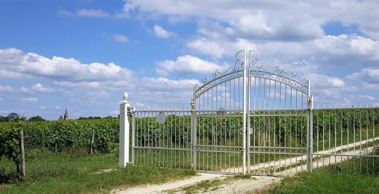 Chateau Le Truch 蒙桑 外观 照片